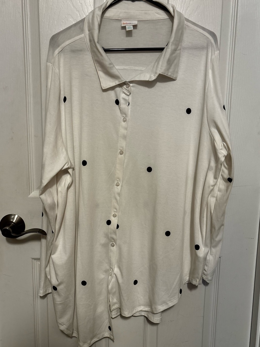Lularoe Like New 2XL Valentina Button Long Sleeve Shirt Black White Dot